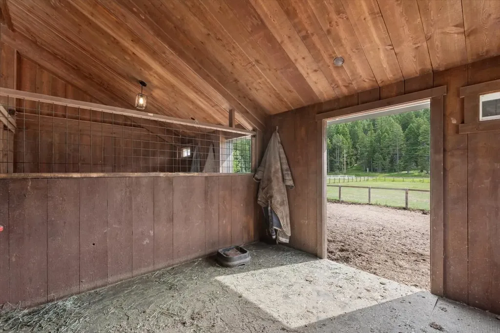 107 Old Ranch Road Whitefish MT 59937