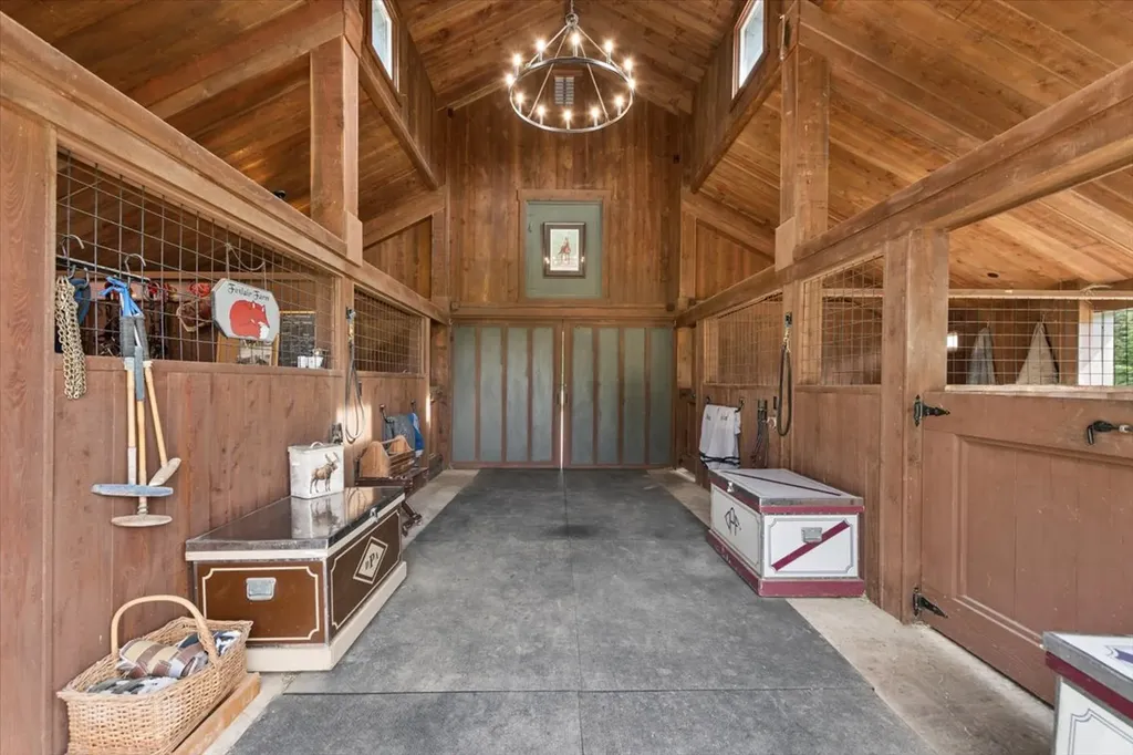 107 Old Ranch Road Whitefish MT 59937