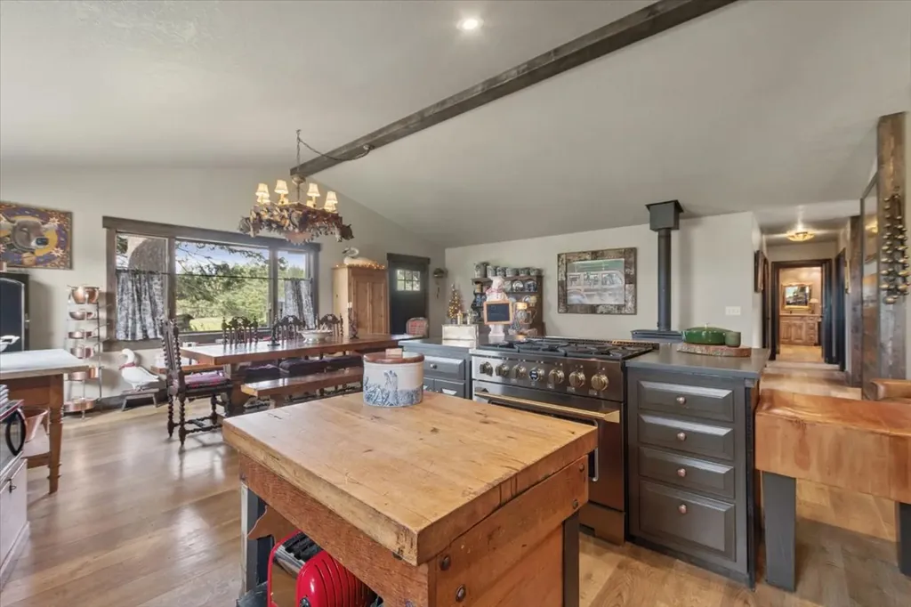 107 Old Ranch Road Whitefish MT 59937