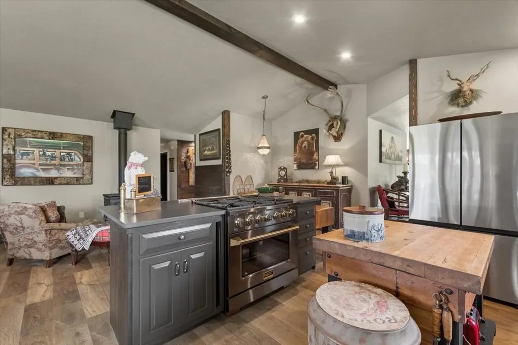 107 Old Ranch Road Whitefish MT 59937