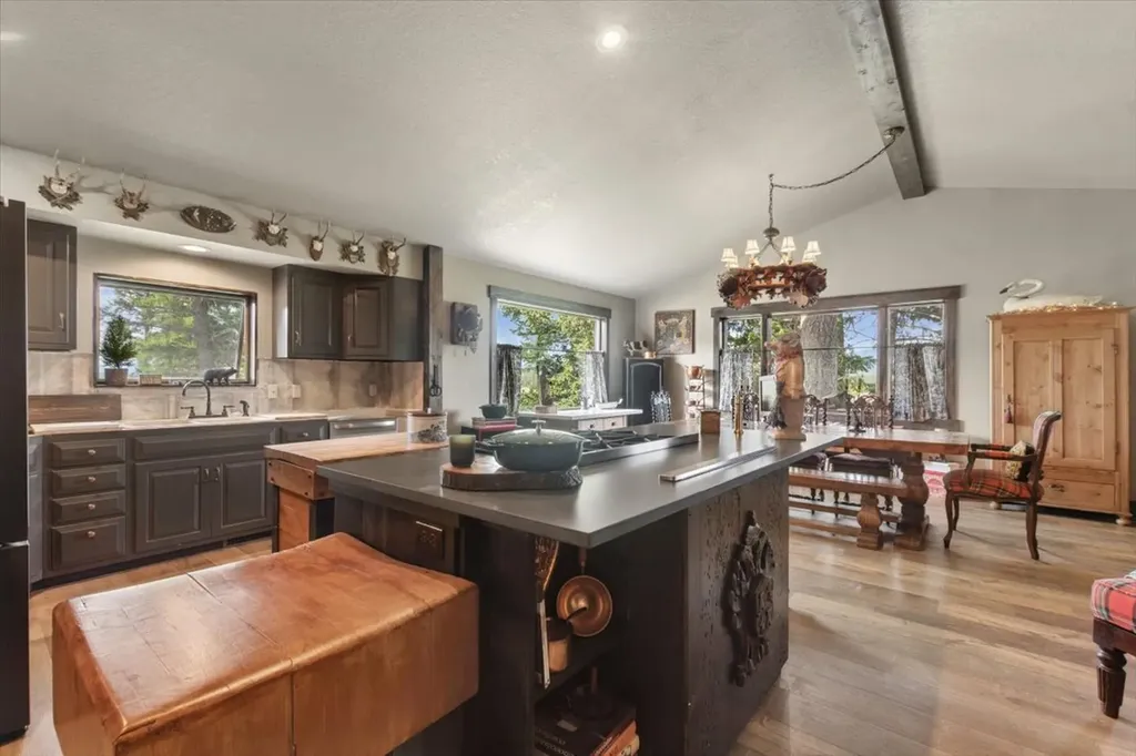 107 Old Ranch Road Whitefish MT 59937