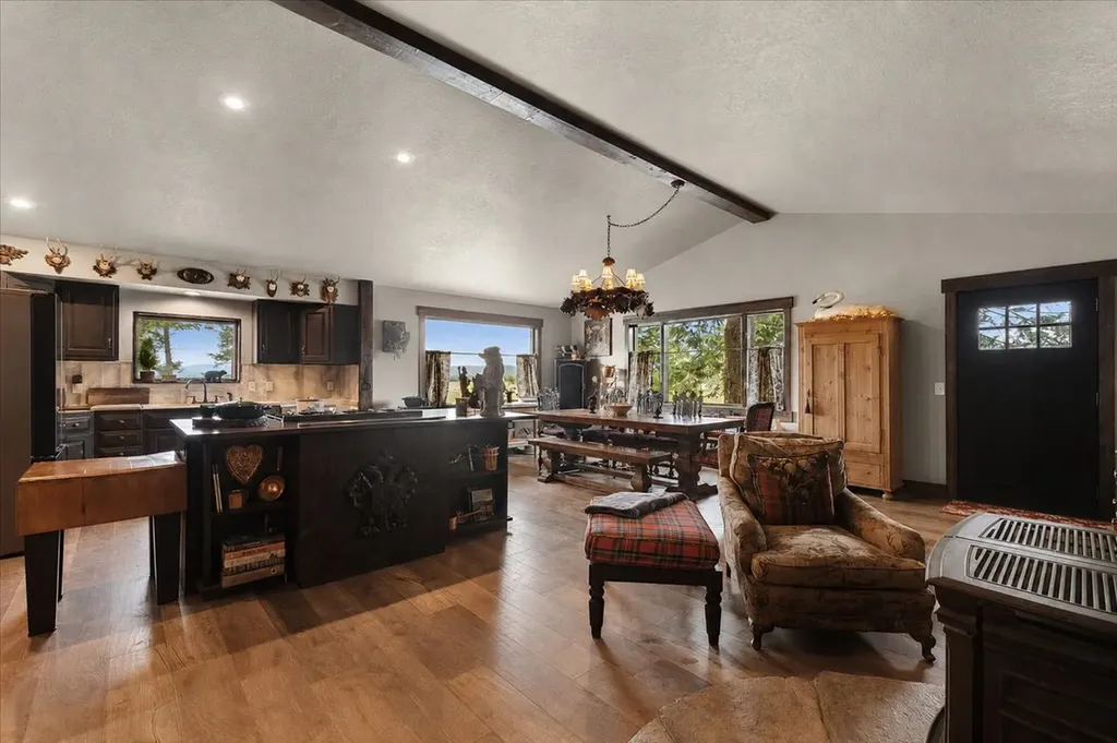 107 Old Ranch Road Whitefish MT 59937