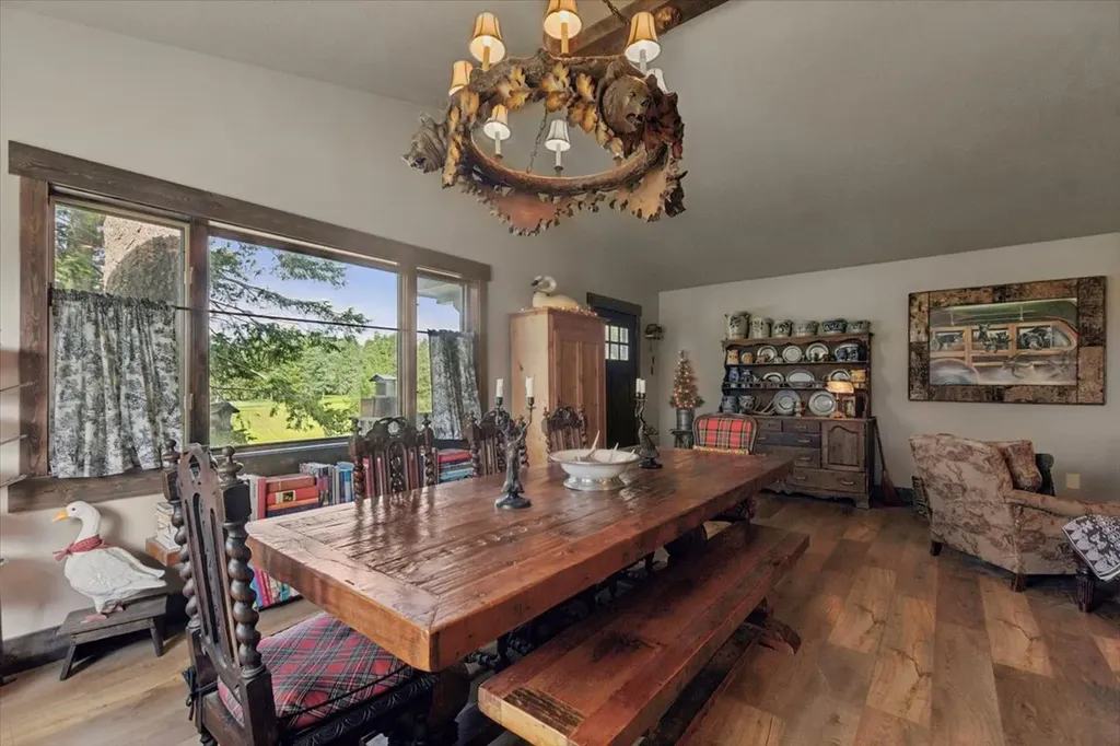 107 Old Ranch Road Whitefish MT 59937