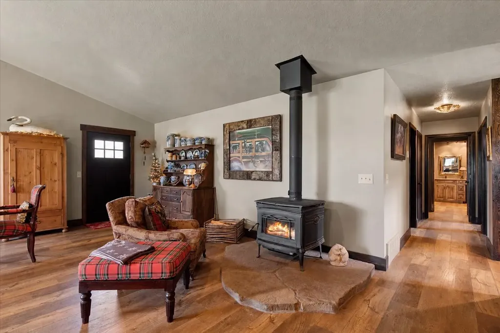 107 Old Ranch Road Whitefish MT 59937