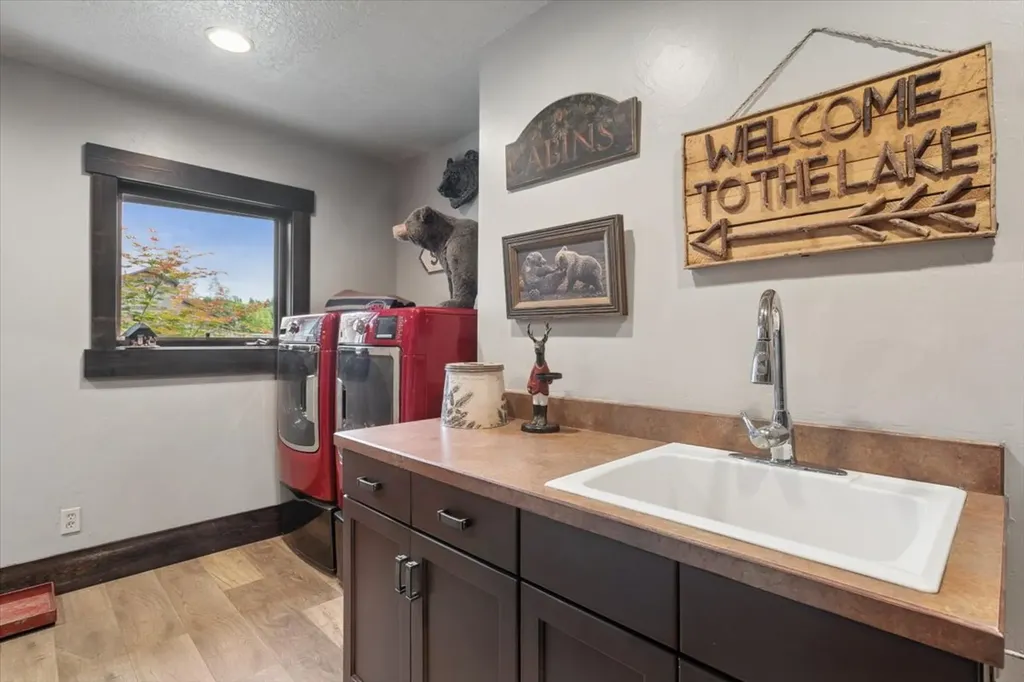 107 Old Ranch Road Whitefish MT 59937