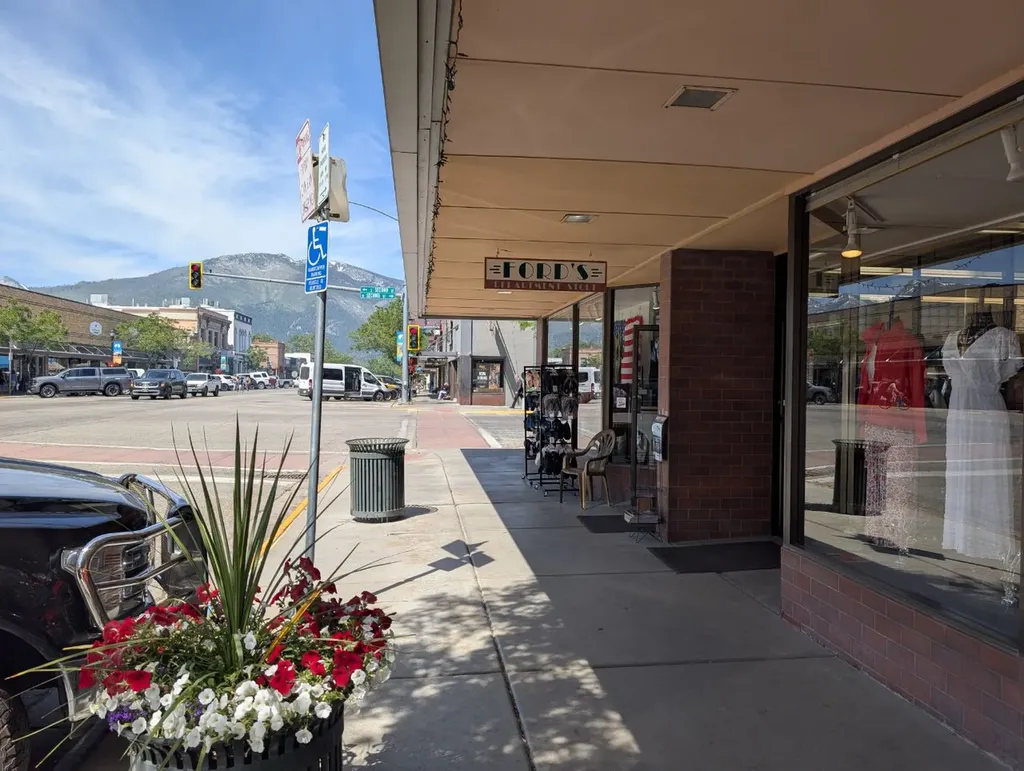 136 W Main Street Hamilton MT 59840