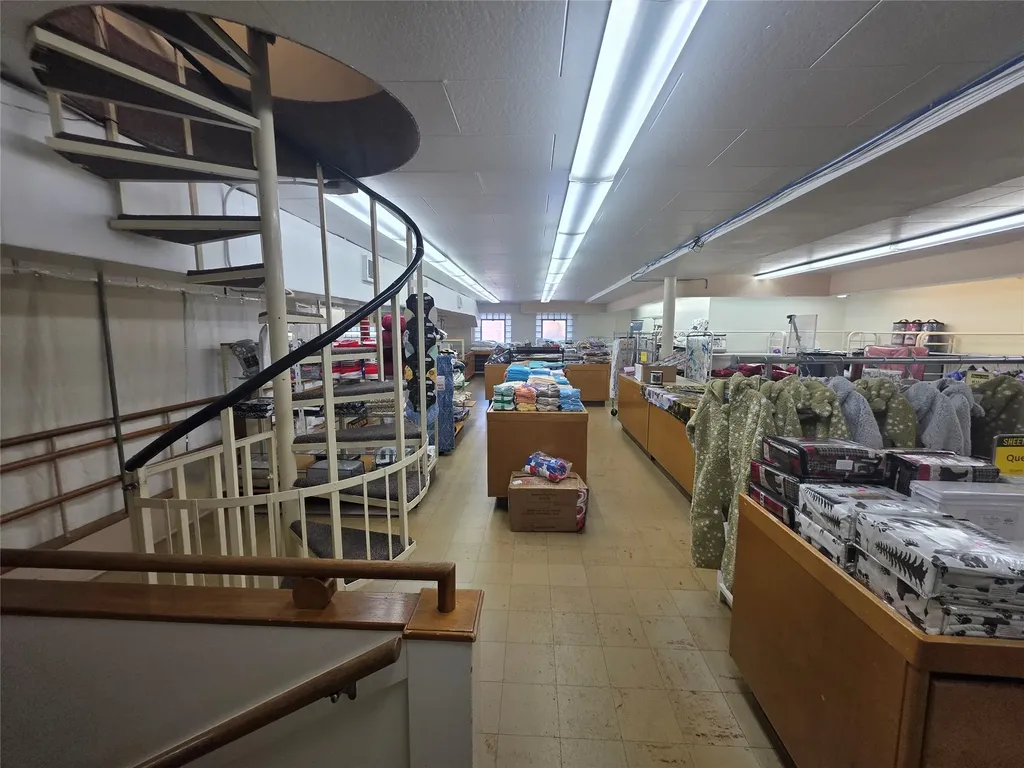 136 W Main Street Hamilton MT 59840