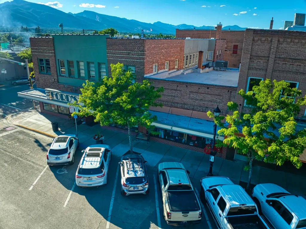 136 W Main Street Hamilton MT 59840