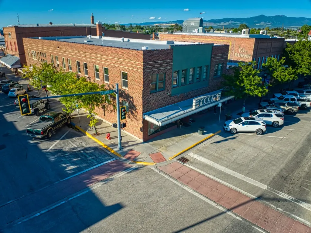 136 W Main Street Hamilton MT 59840