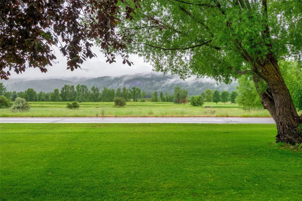 18050 Mullan Road Frenchtown MT 59834
