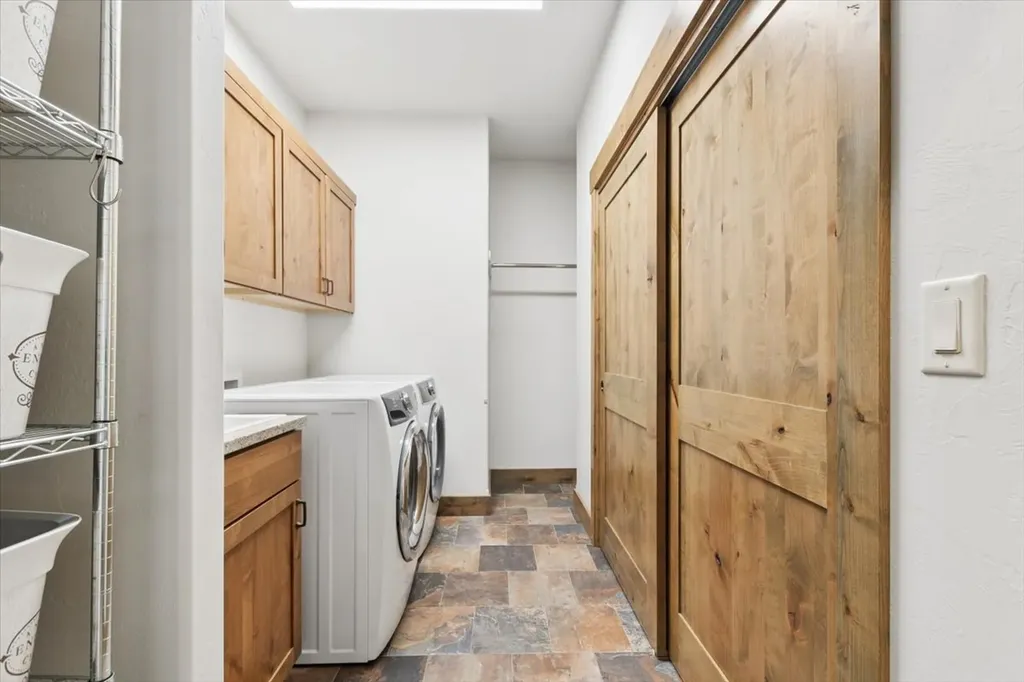 236 Bluebunch Court Bigfork MT 59911