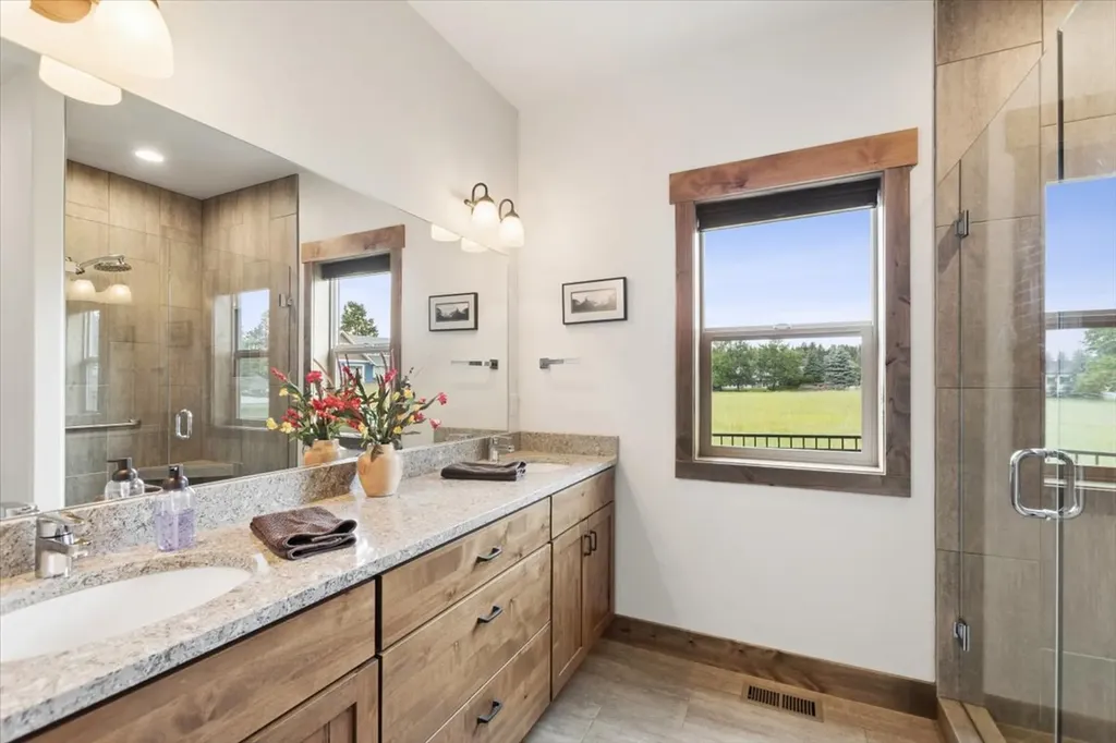 236 Bluebunch Court Bigfork MT 59911