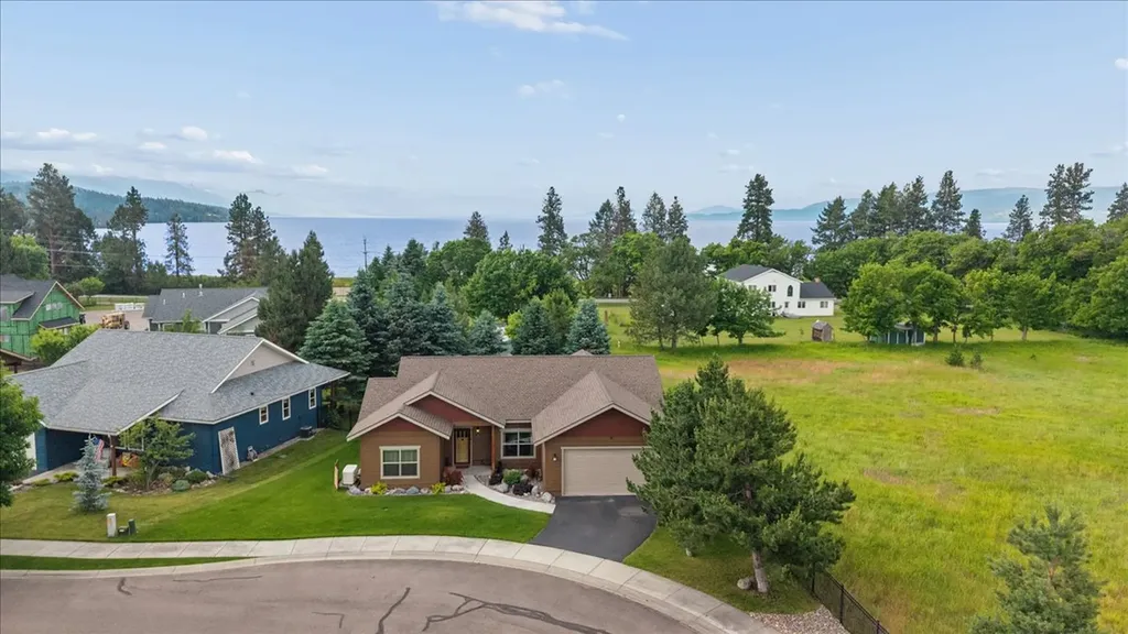 236 Bluebunch Court Bigfork MT 59911