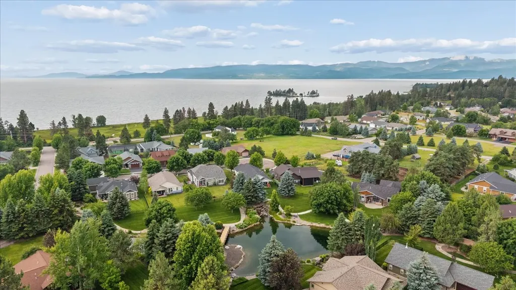 236 Bluebunch Court Bigfork MT 59911