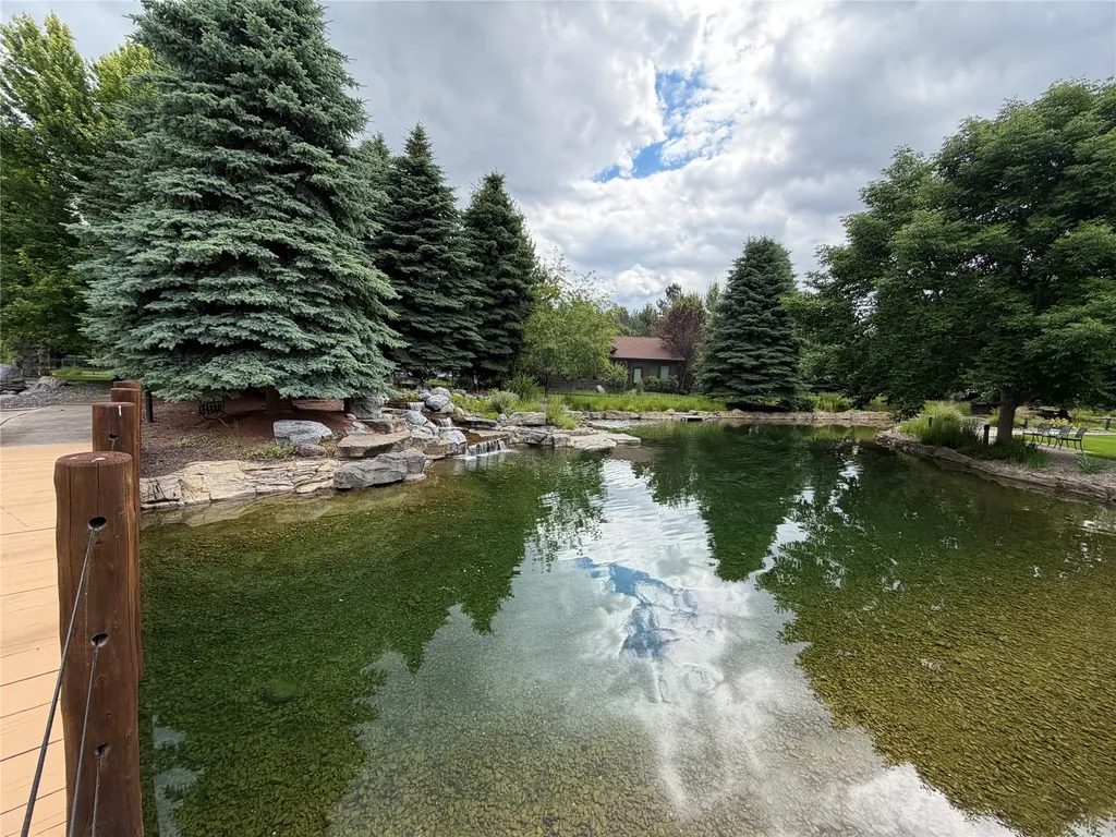 236 Bluebunch Court Bigfork MT 59911