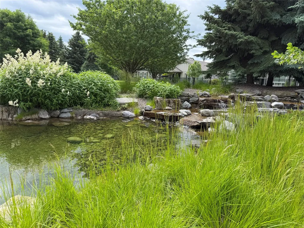 236 Bluebunch Court Bigfork MT 59911