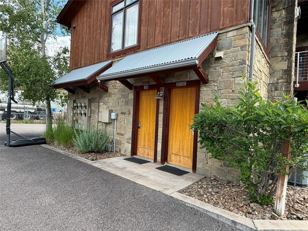 236 Bluebunch Court Bigfork MT 59911