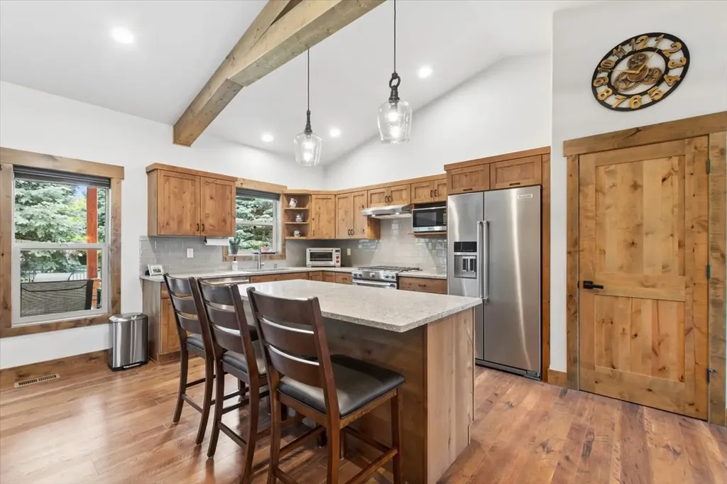 236 Bluebunch Court Bigfork MT 59911