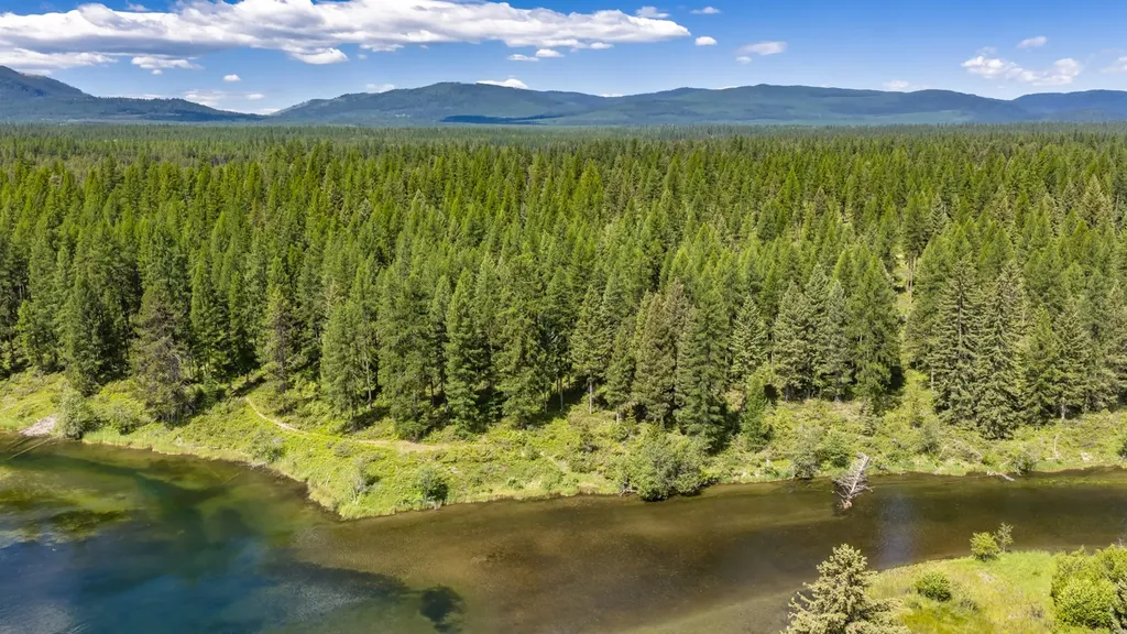 Nhn Us Hwy 93 N Olney MT 59927
