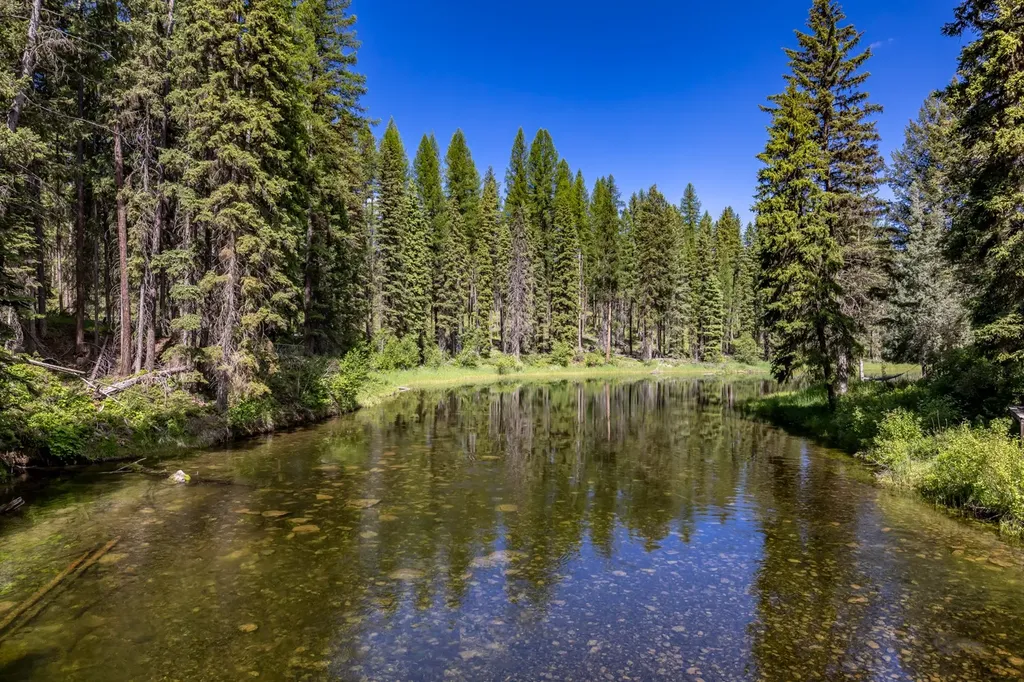 Nhn Us Hwy 93 N Olney MT 59927