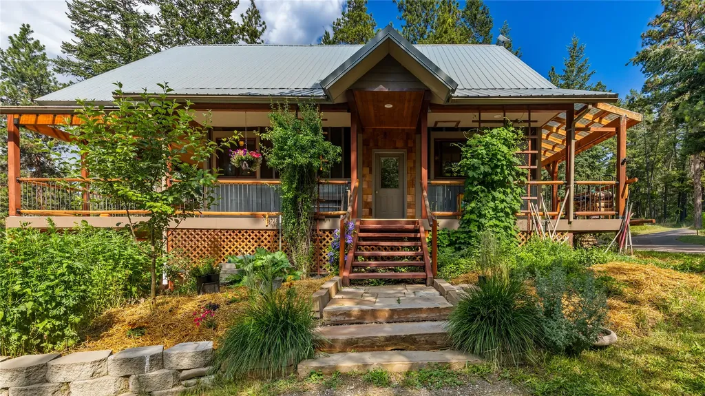 21299 Hydeaway Road Rollins MT 59931