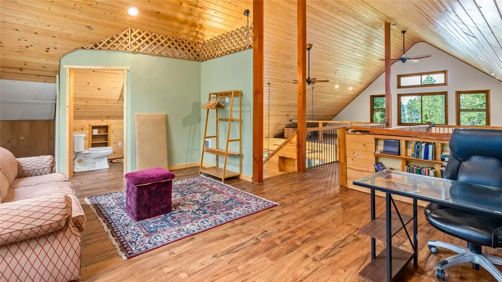 21299 Hydeaway Road Rollins MT 59931