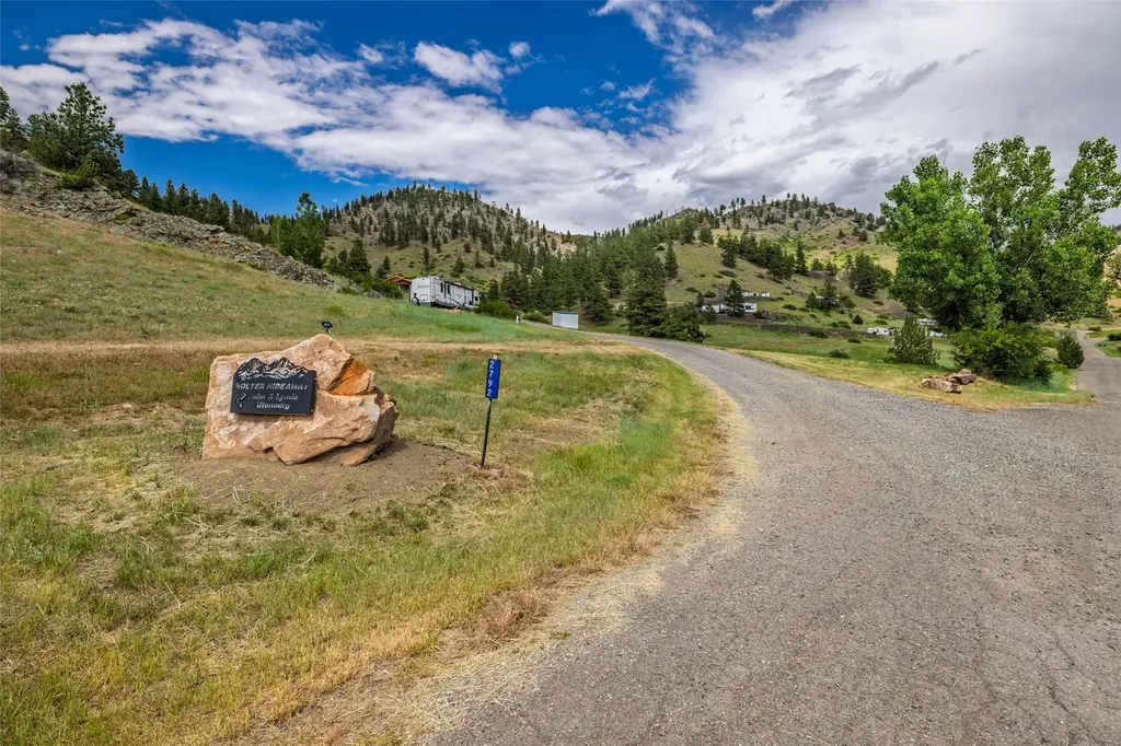 2792 Mountain Lion Gulch Wolf Creek MT 59648