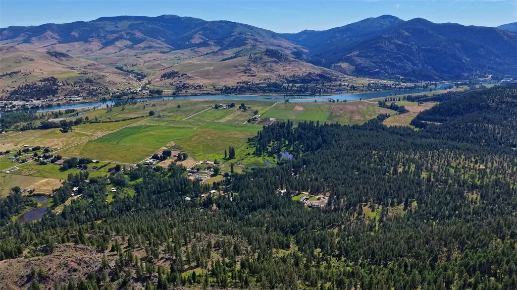 Nhn Tract 2 & Tract 3 Plains MT 59859