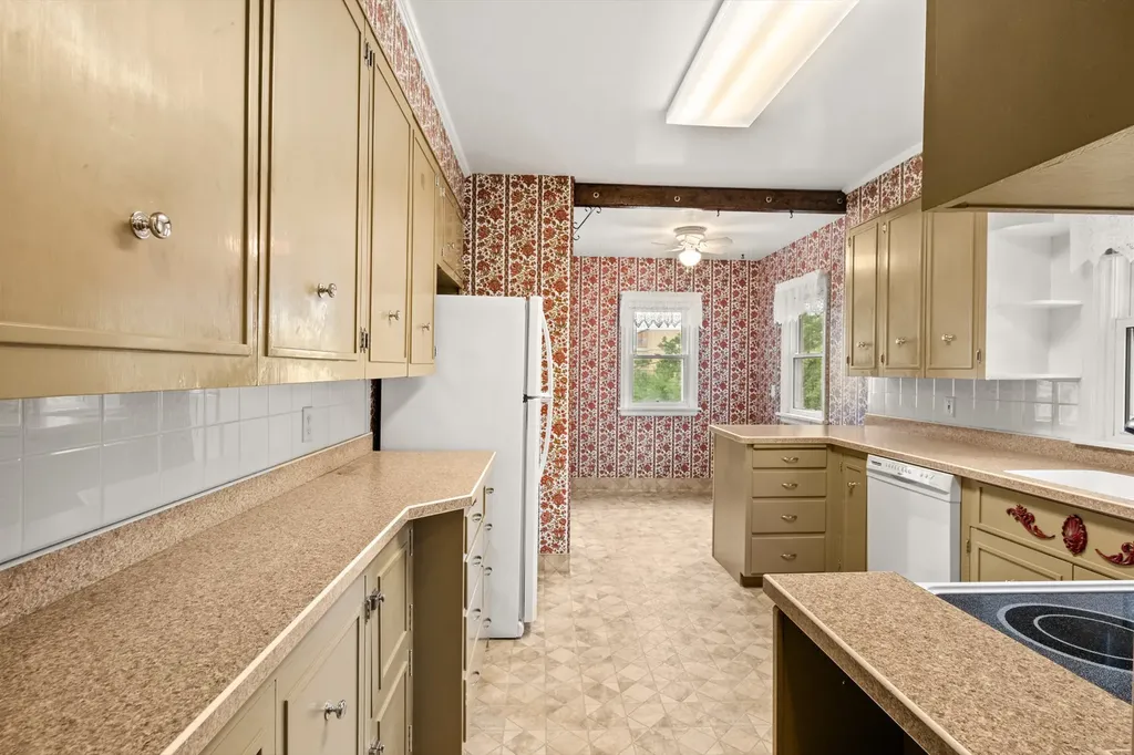 617 Dearborn Avenue Helena MT 59601