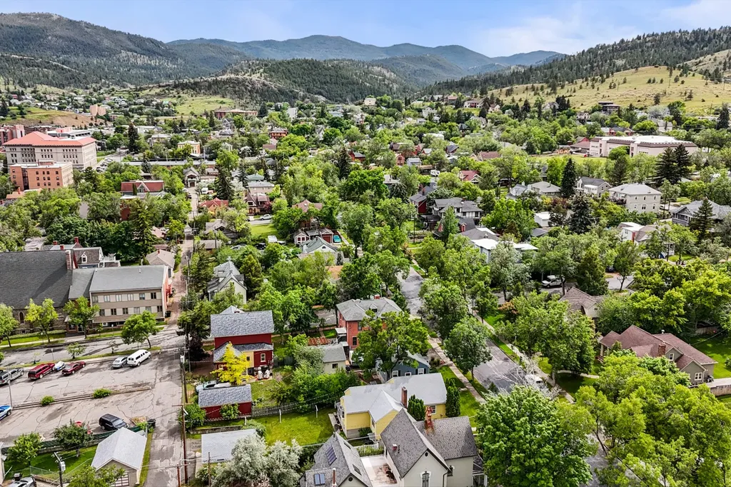 617 Dearborn Avenue Helena MT 59601