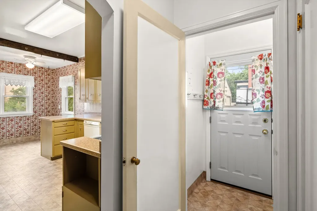 617 Dearborn Avenue Helena MT 59601