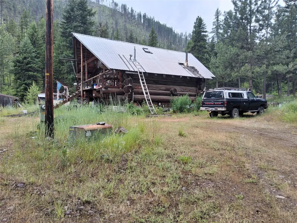 1491 Verde Creek Road Superior MT 59872
