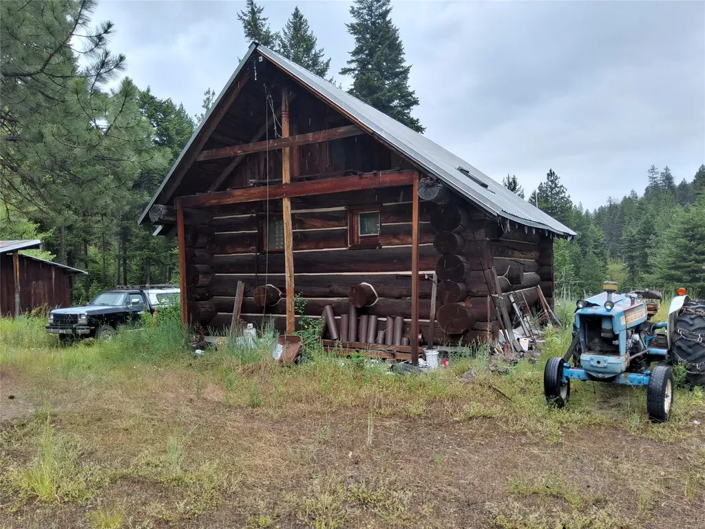 1491 Verde Creek Road Superior MT 59872