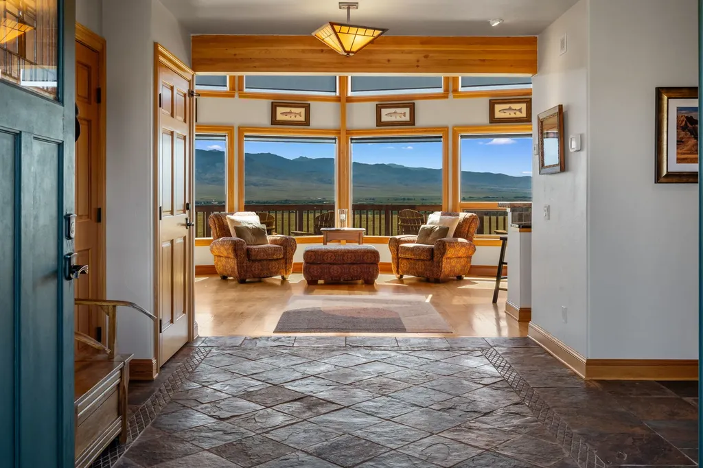 77 Valley View Drive Twin Bridges MT 59754