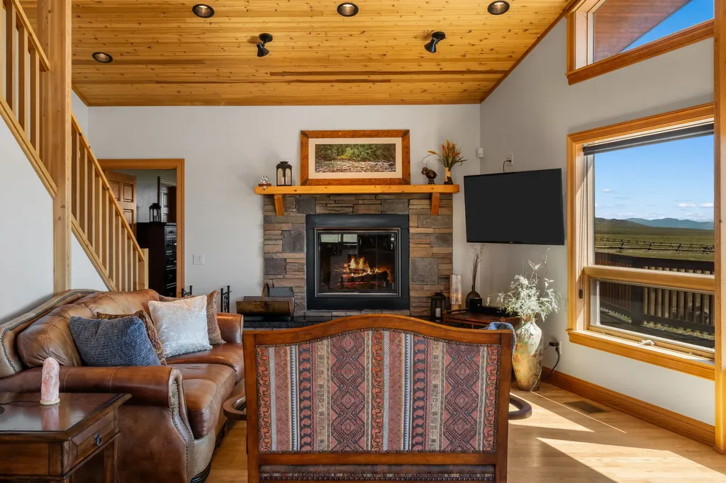 77 Valley View Drive Twin Bridges MT 59754