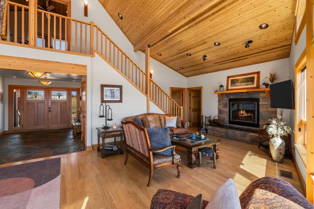 77 Valley View Drive Twin Bridges MT 59754