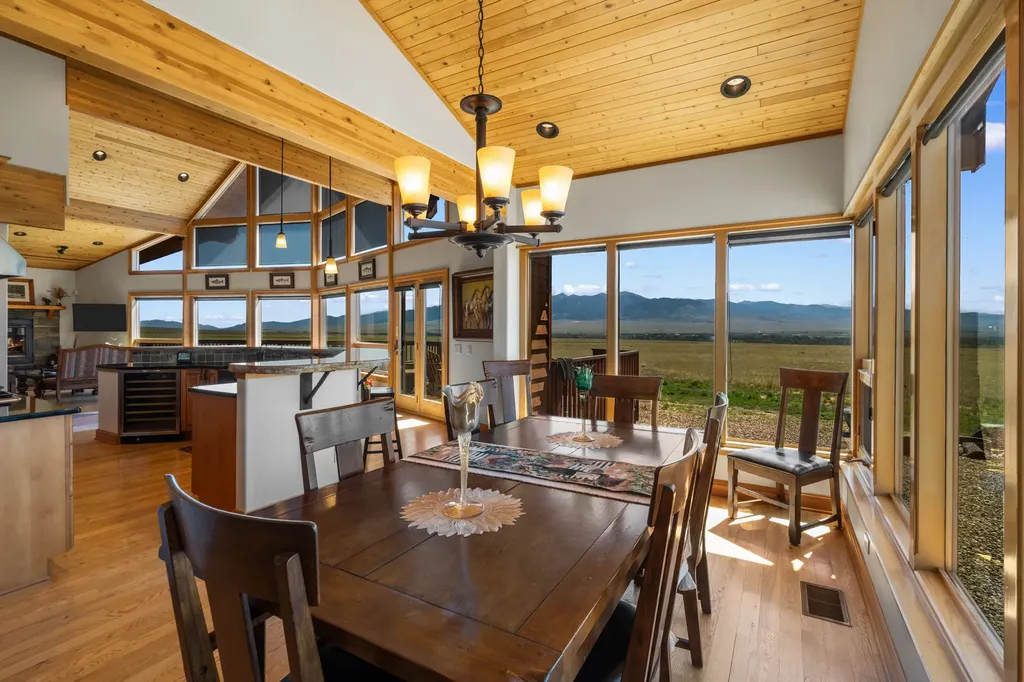 77 Valley View Drive Twin Bridges MT 59754