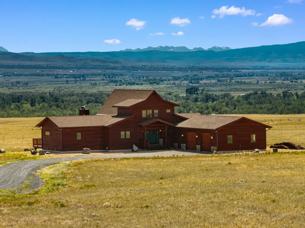 77 Valley View Drive Twin Bridges MT 59754