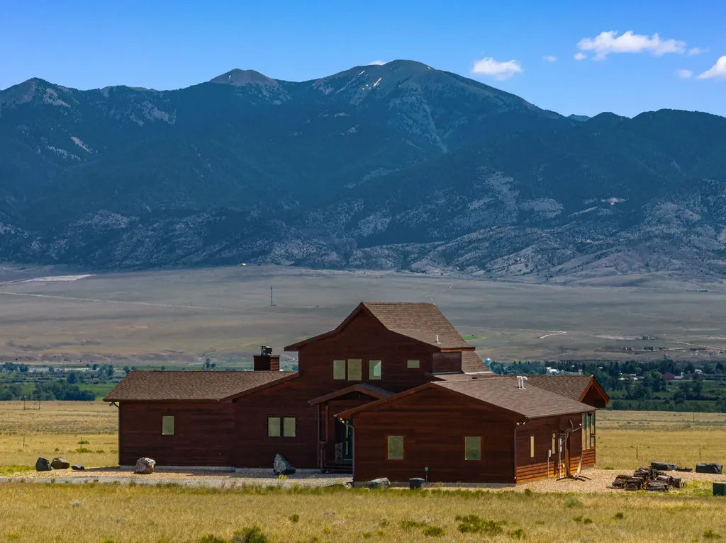 77 Valley View Drive Twin Bridges MT 59754