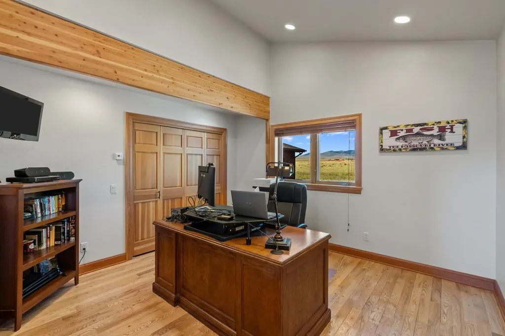 77 Valley View Drive Twin Bridges MT 59754