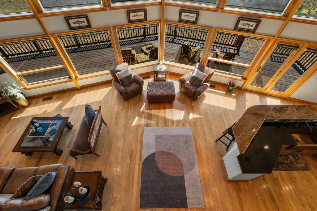 77 Valley View Drive Twin Bridges MT 59754