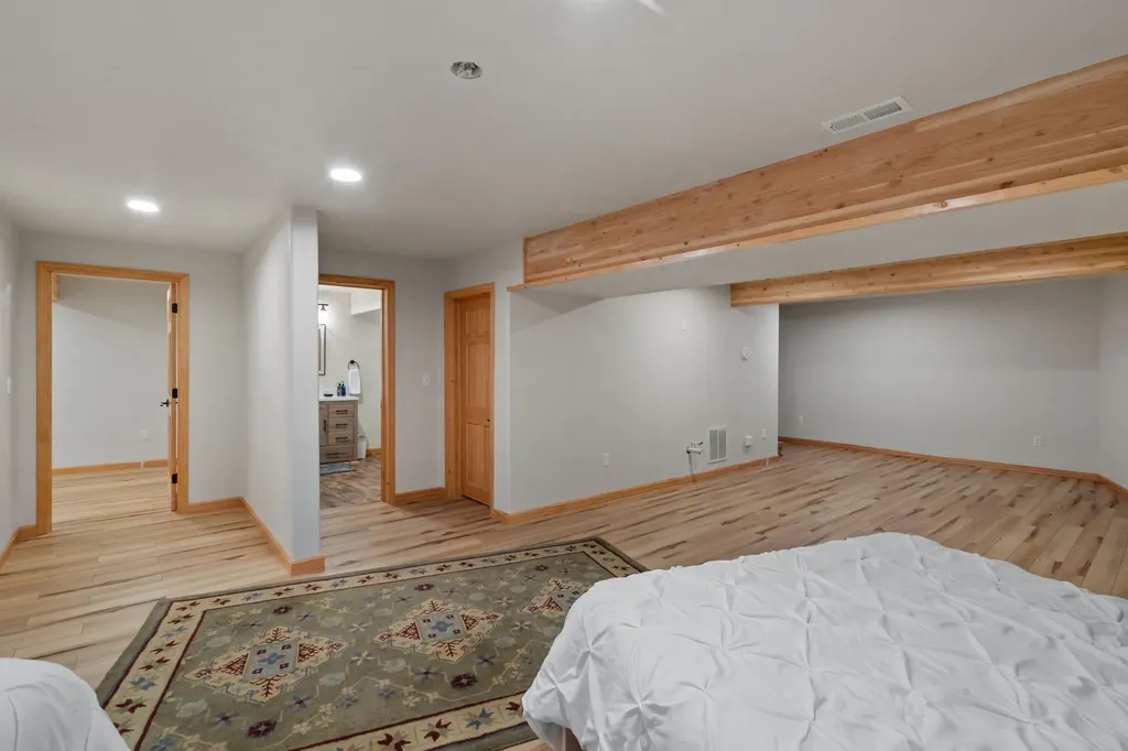 77 Valley View Drive Twin Bridges MT 59754