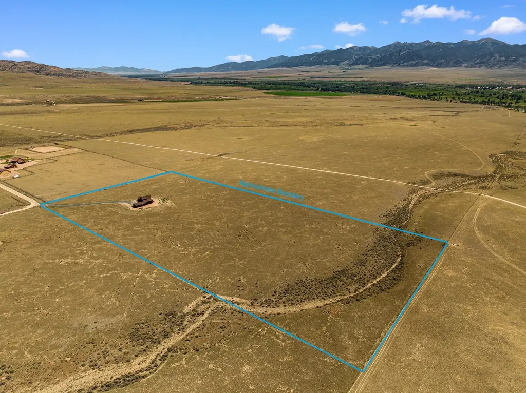 77 Valley View Drive Twin Bridges MT 59754
