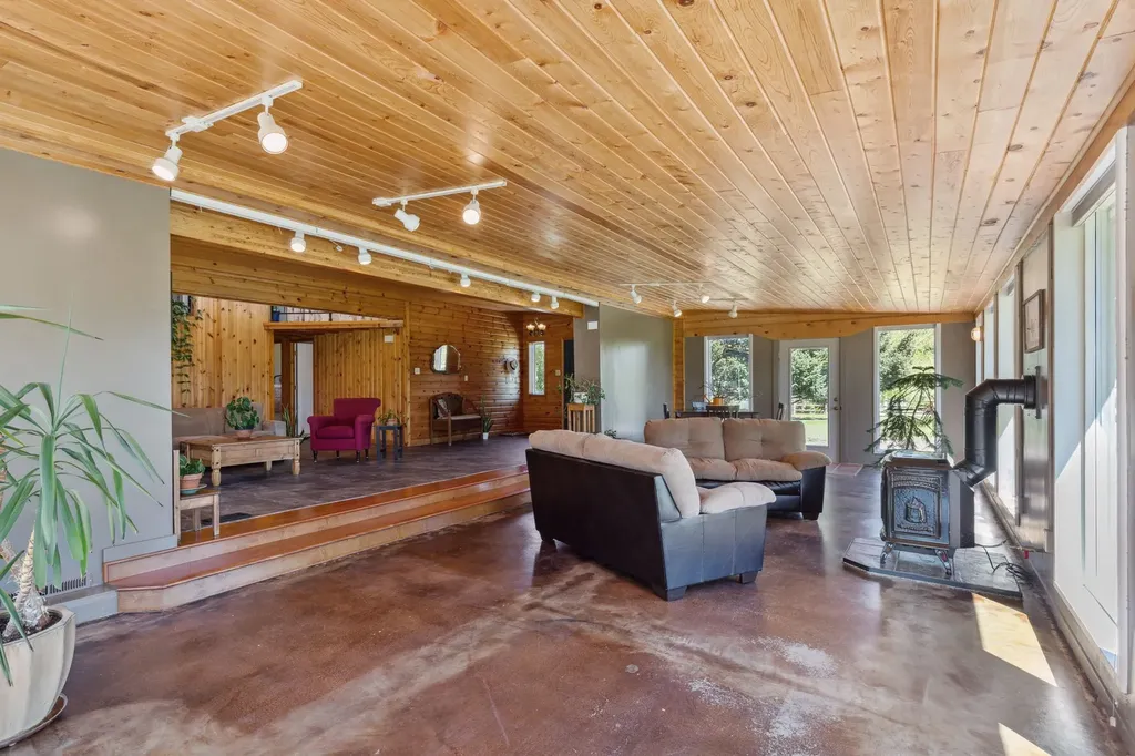 4079 Stevensville River Road Stevensville MT 59870