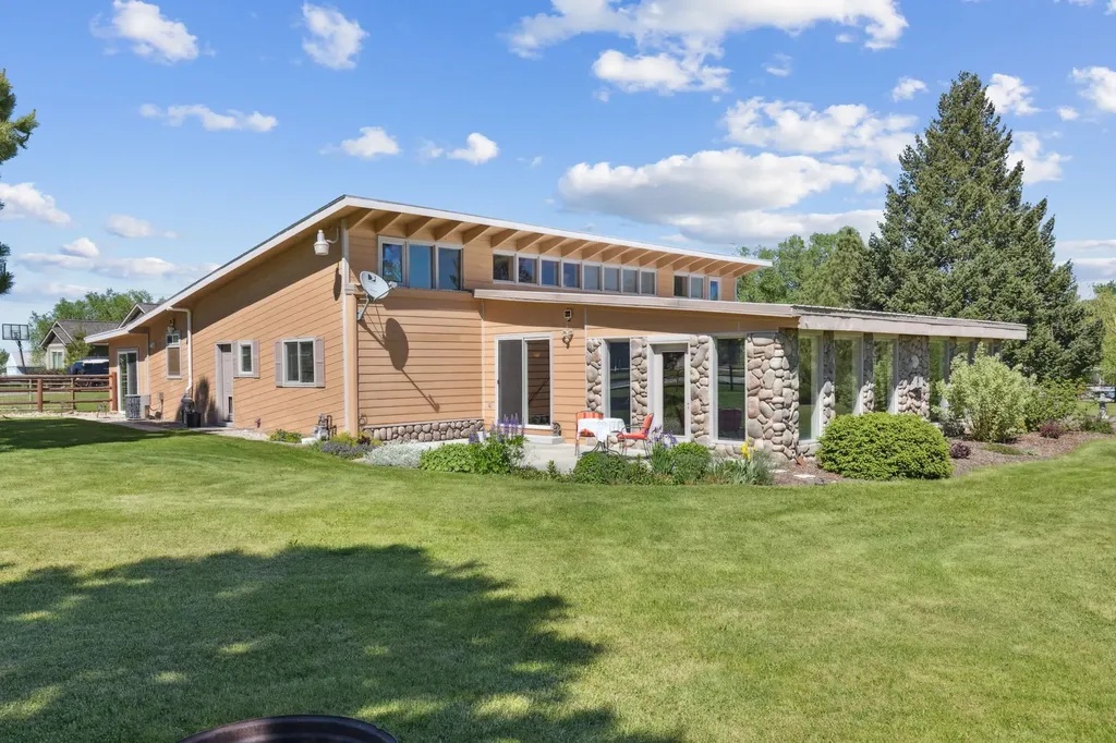 4079 Stevensville River Road Stevensville MT 59870