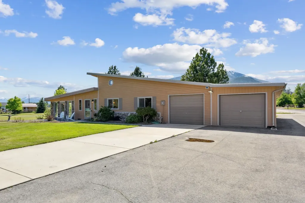 4079 Stevensville River Road Stevensville MT 59870
