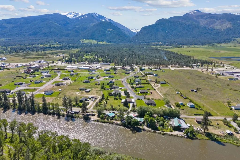 4079 Stevensville River Road Stevensville MT 59870