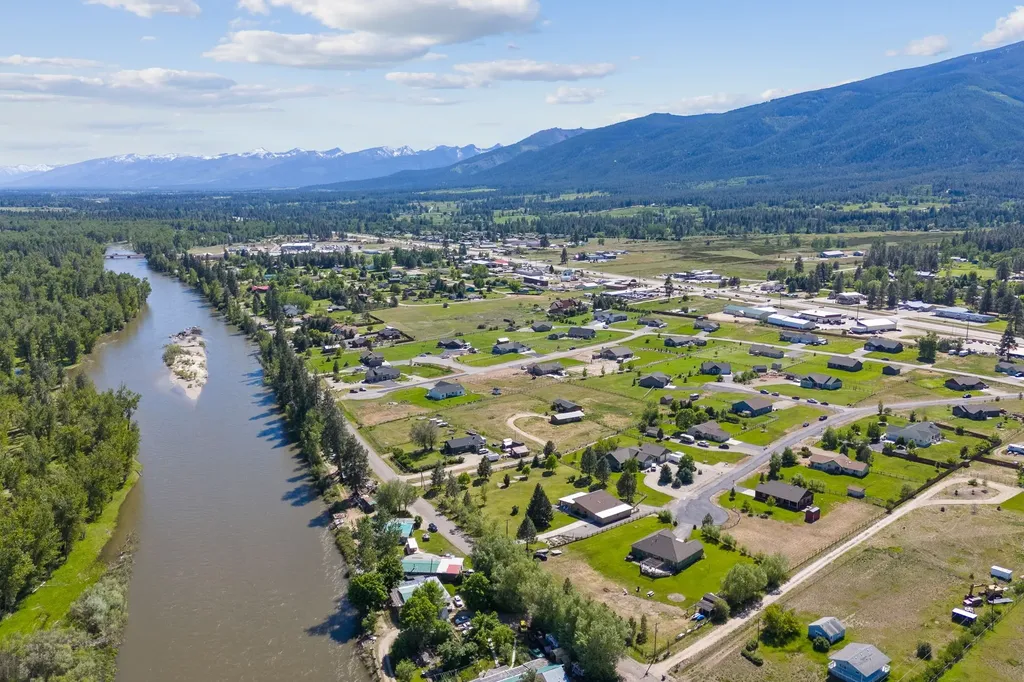 4079 Stevensville River Road Stevensville MT 59870