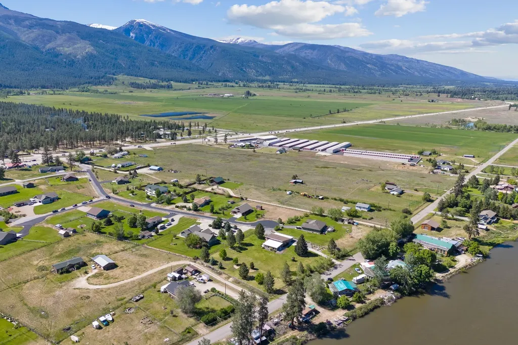 4079 Stevensville River Road Stevensville MT 59870