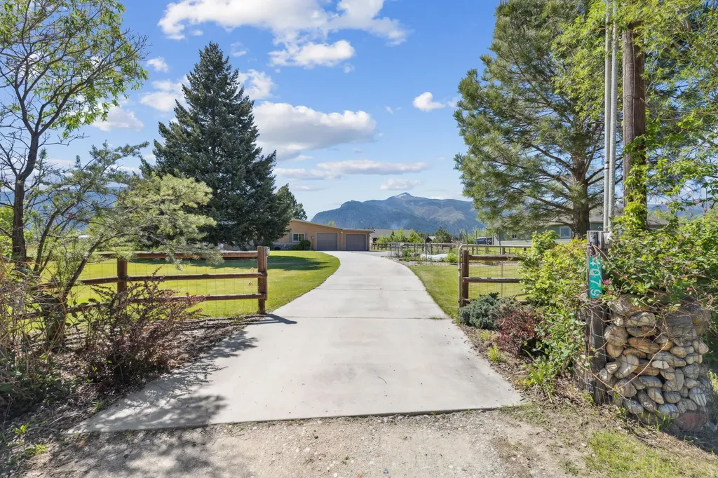 4079 Stevensville River Road Stevensville MT 59870